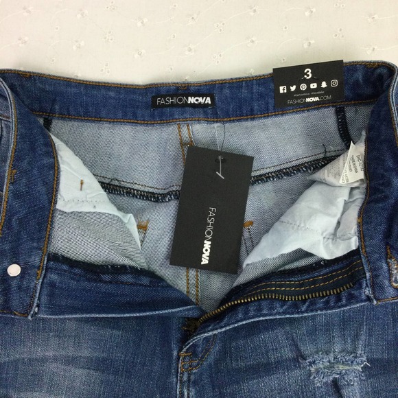 NWT Fashion Nova Dyanne Blue Medium Wash High Rise Denim Jean Juniors Size 3 - Picture 6 of 13